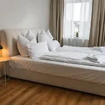 Staylight - Am Franzoesischem Garten Aparthotel