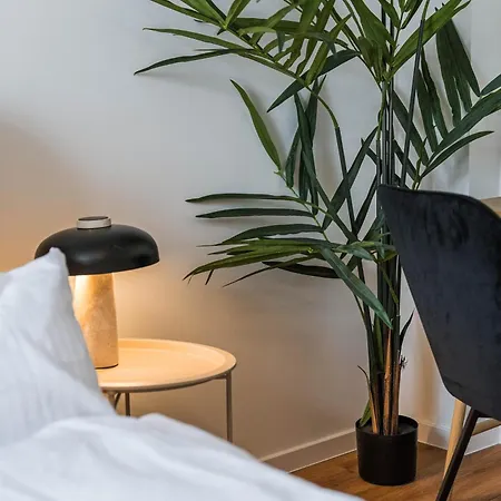 Staylight - Am Franzoesischem Garten Apart-hotel 3*