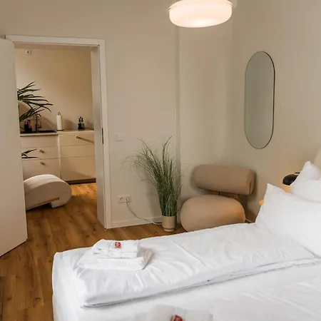 Staylight - Am Franzoesischem Garten Apart-hotel